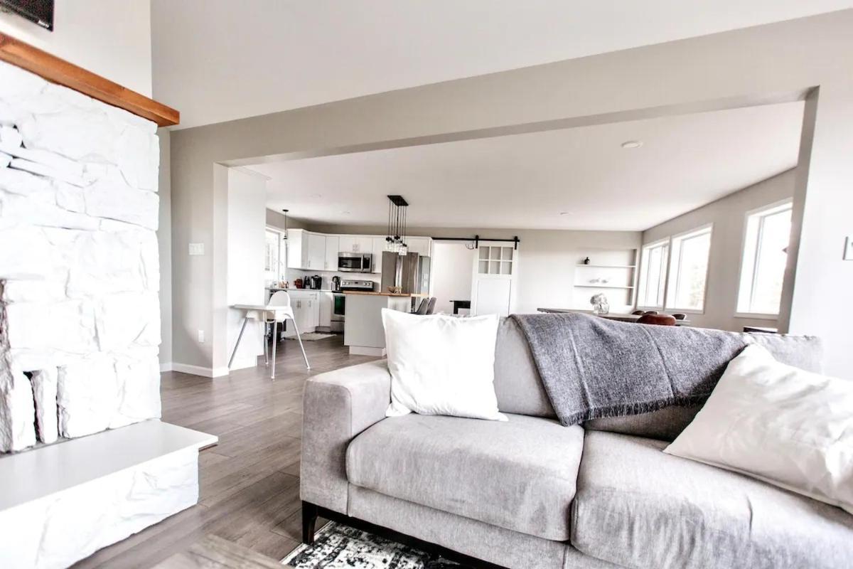 Stunning Home With Amazing Views Near The City Victoria Luaran gambar